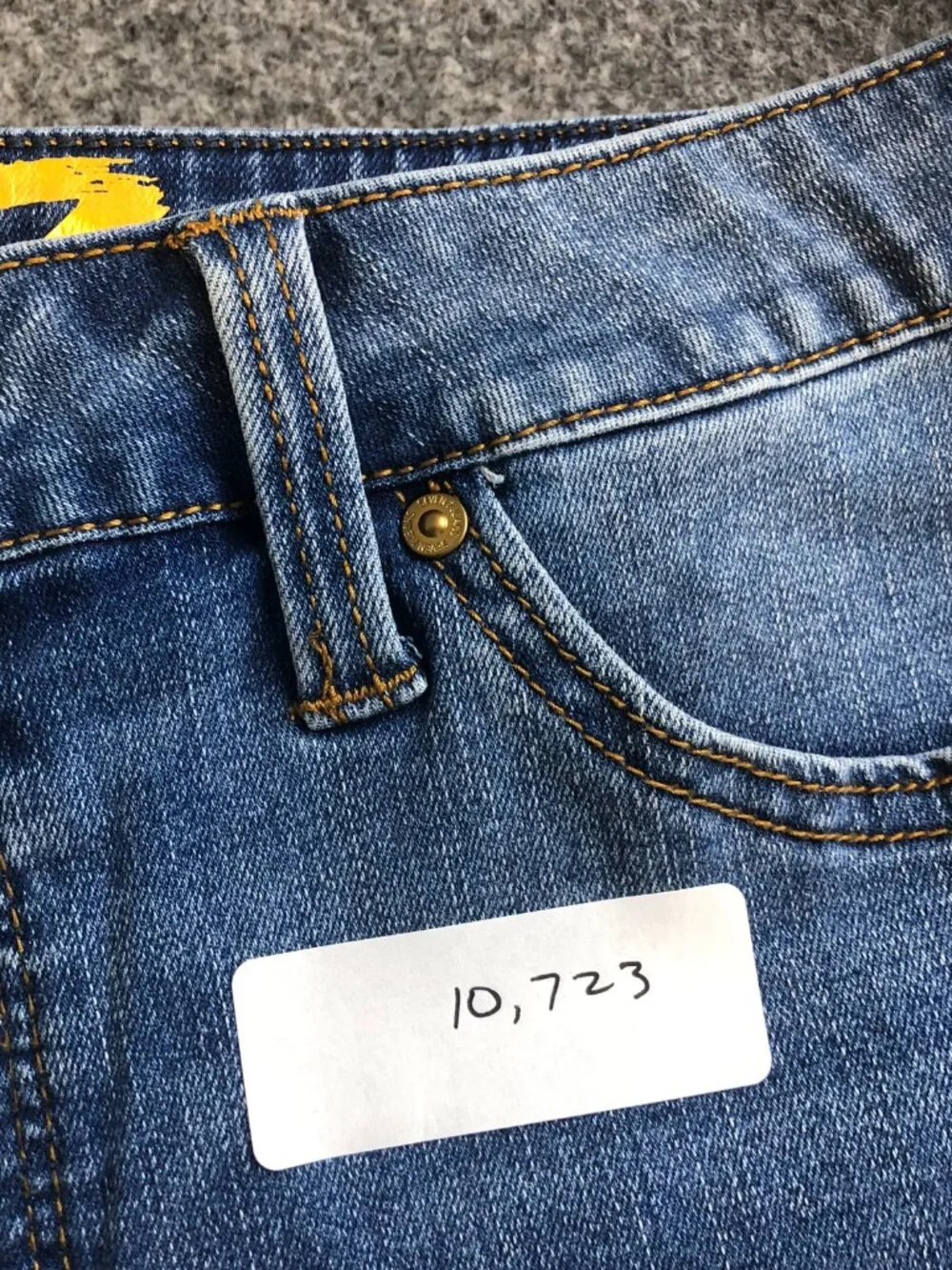 Seven7 Shorts Womens 8 Weekend Short 5" Inseam Fray Hem Light Wash Mid Rise - Picture 10 of 10